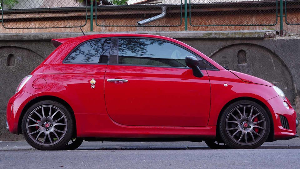 Side of a red FIAT